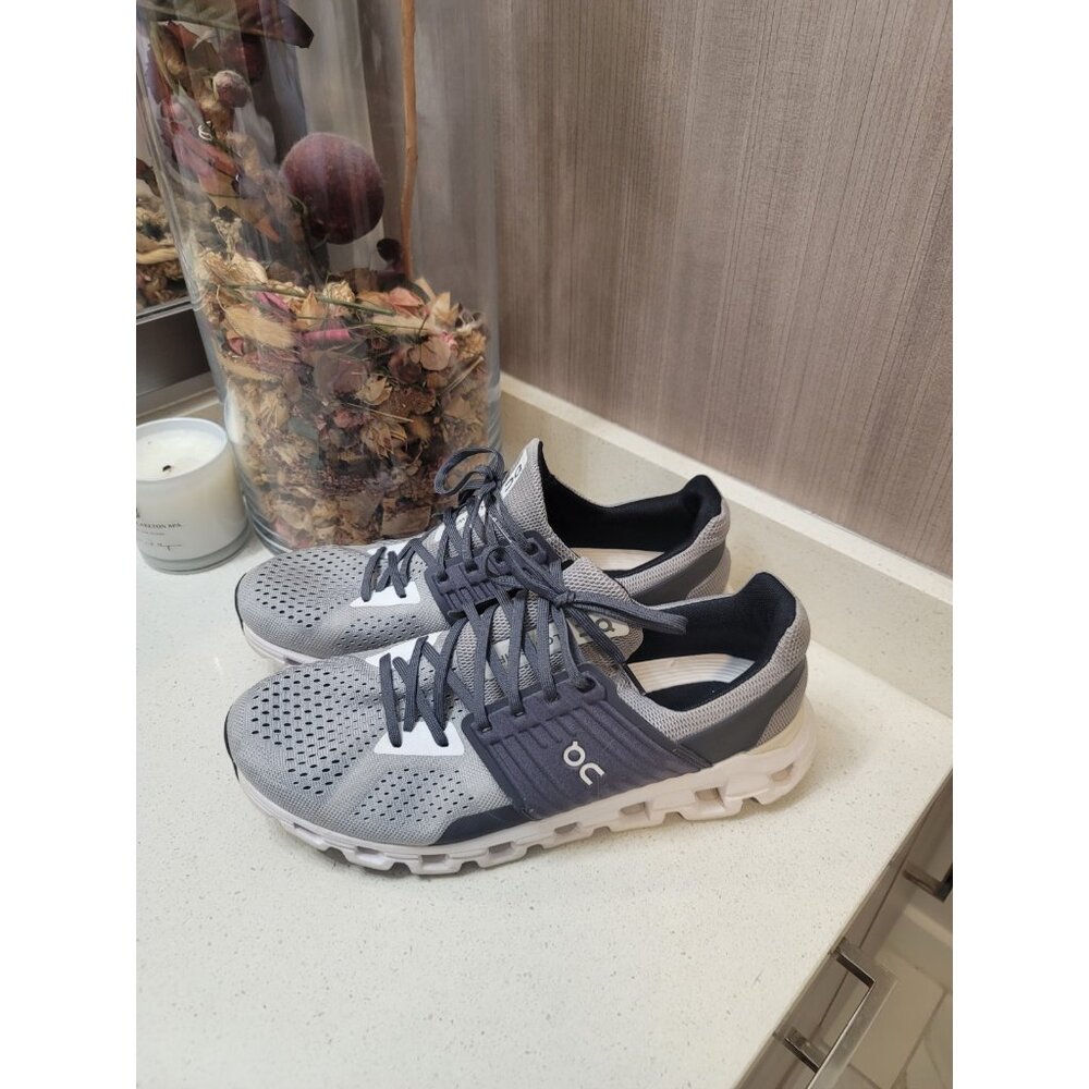 OnCloud Cloudswift Men's Running Shoe Size 11.5 G… - image 2